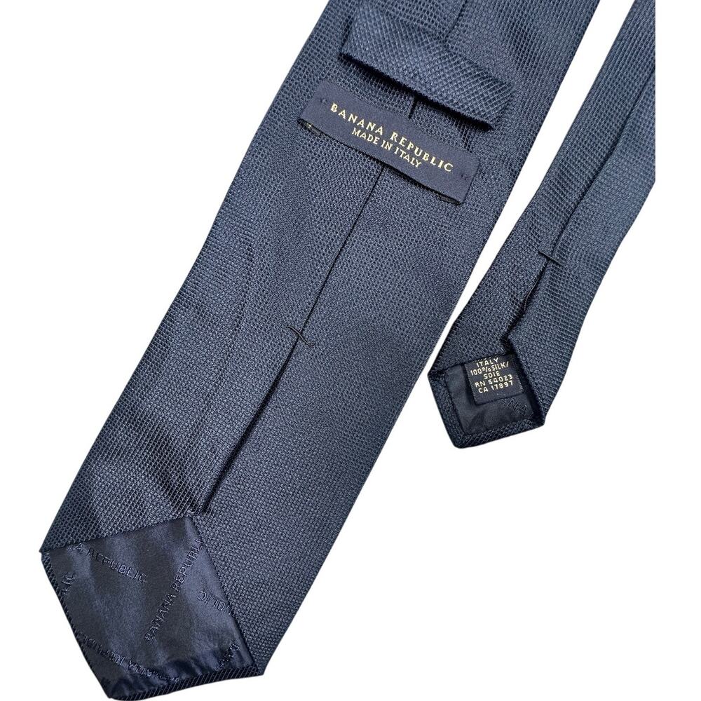 Banana Republic Silk Necktie Solid Navy Woven Italy